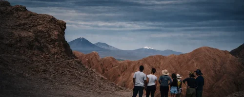 pessoas no deserto